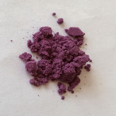 Esmalte cerâmico com mancha de cor roxa com o n.o CAS 68187-12-2 e o n.o EINECS 269-073-6